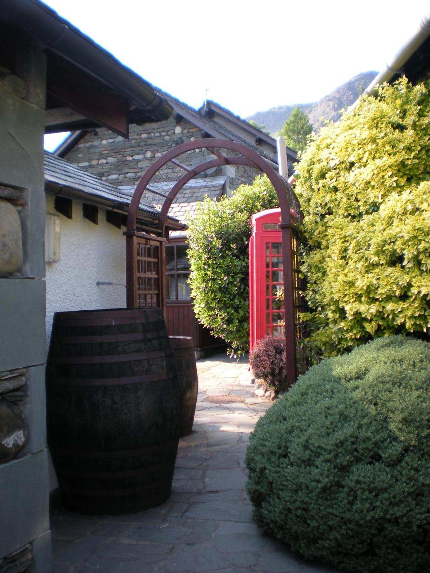 The Black Bull Inn And Hotel Конистон Экстерьер фото
